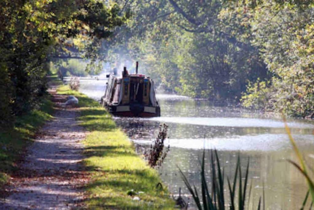 Hidden Gem Canal Facing Retreat With Lovely Walks Hopwas Екстер'єр фото